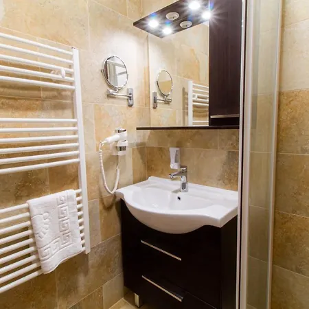 Hotel Park Boutique - Buekfuerdo Buk
